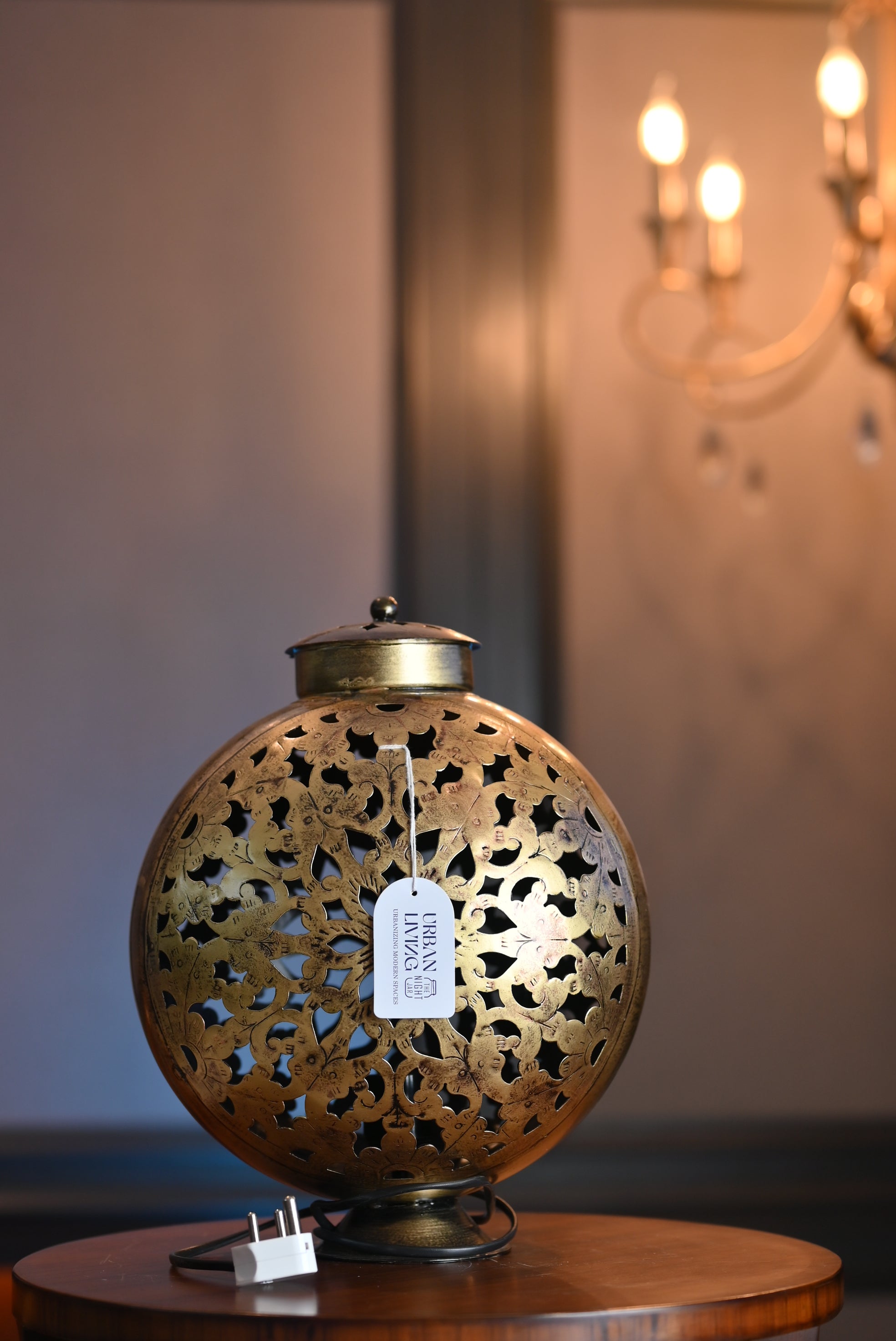 Antique Peripheral Tealight Lamp