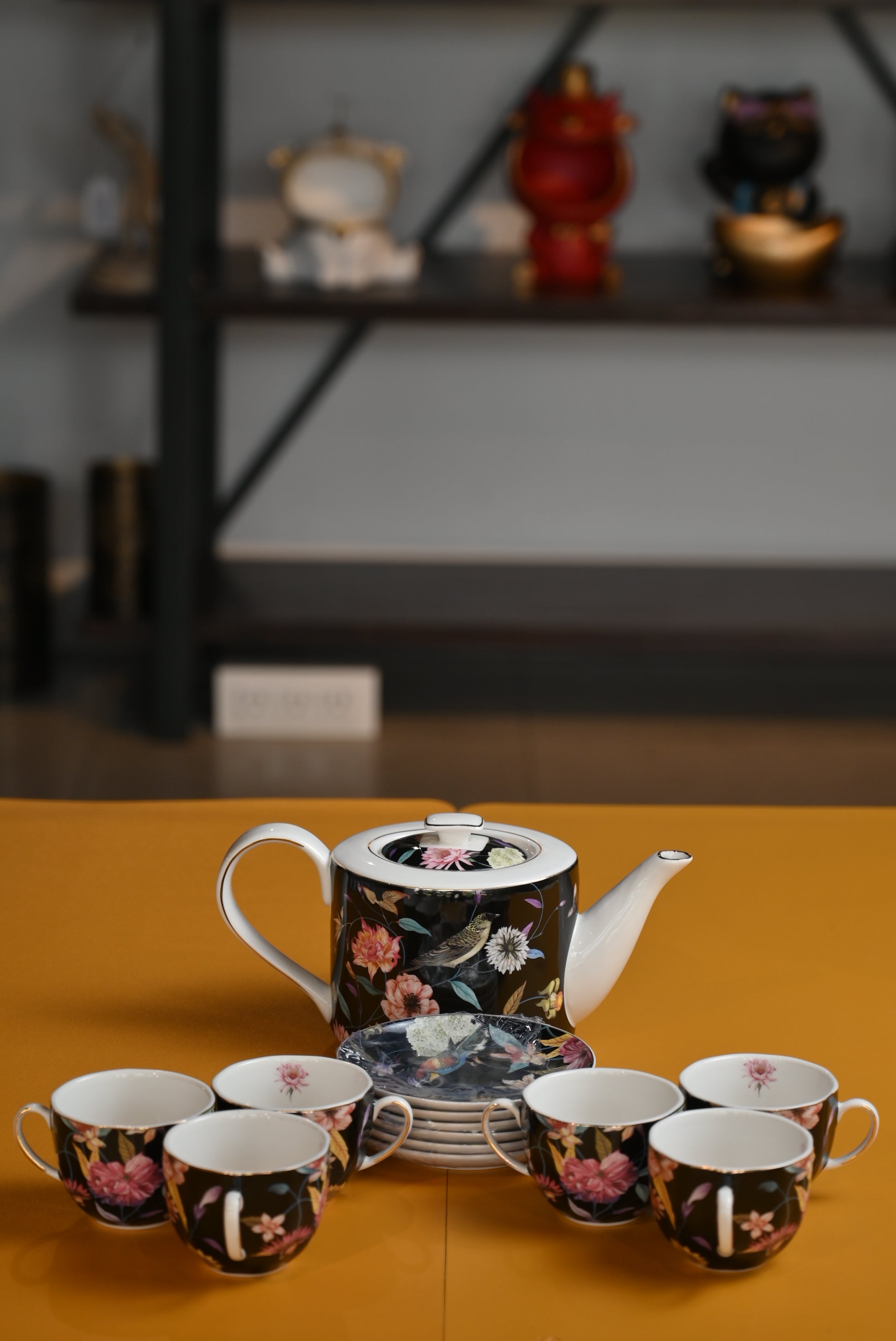 Birdy Black Saucer Teapot Cup Set of 13