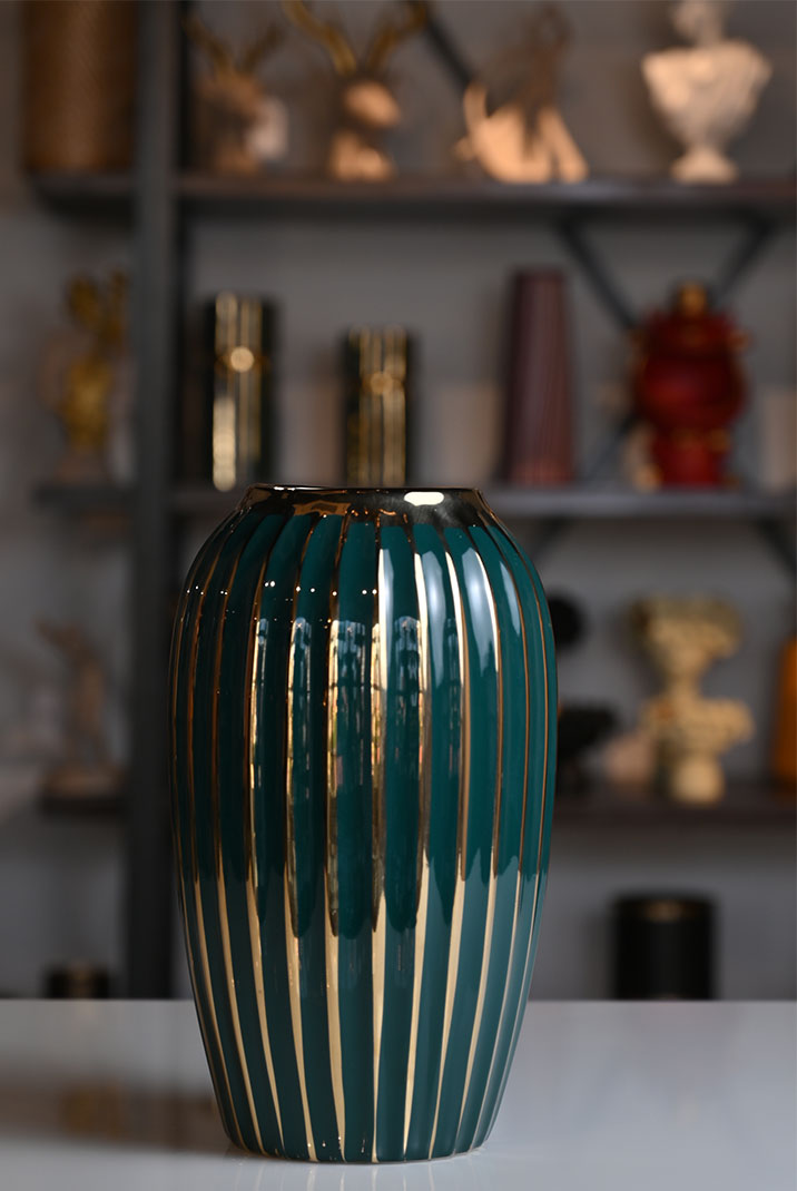 Charming Gold and Emerald Ceramic Vase