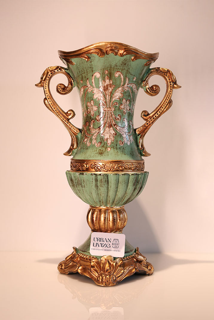 Regal Vintage Flower Vase