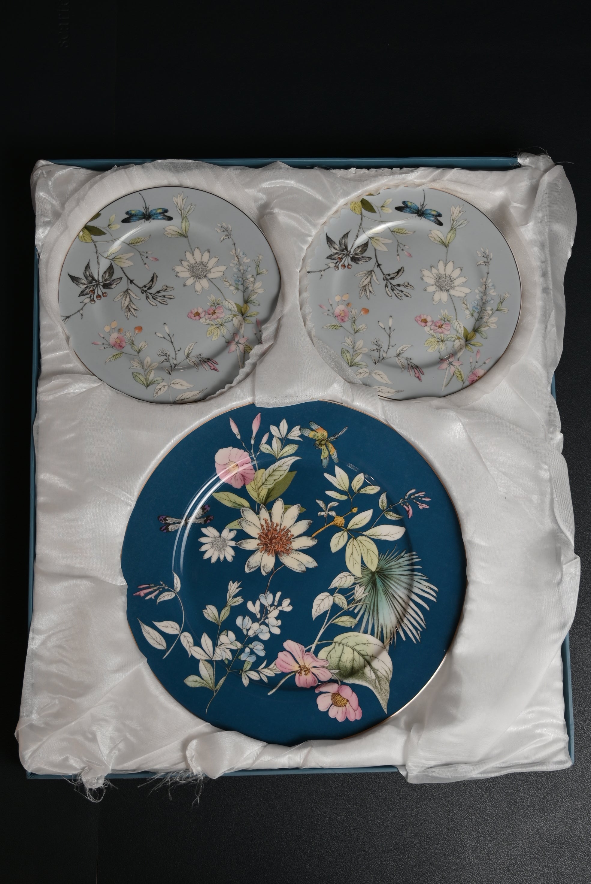 Indigo Floral Bone China Plate Set of 7