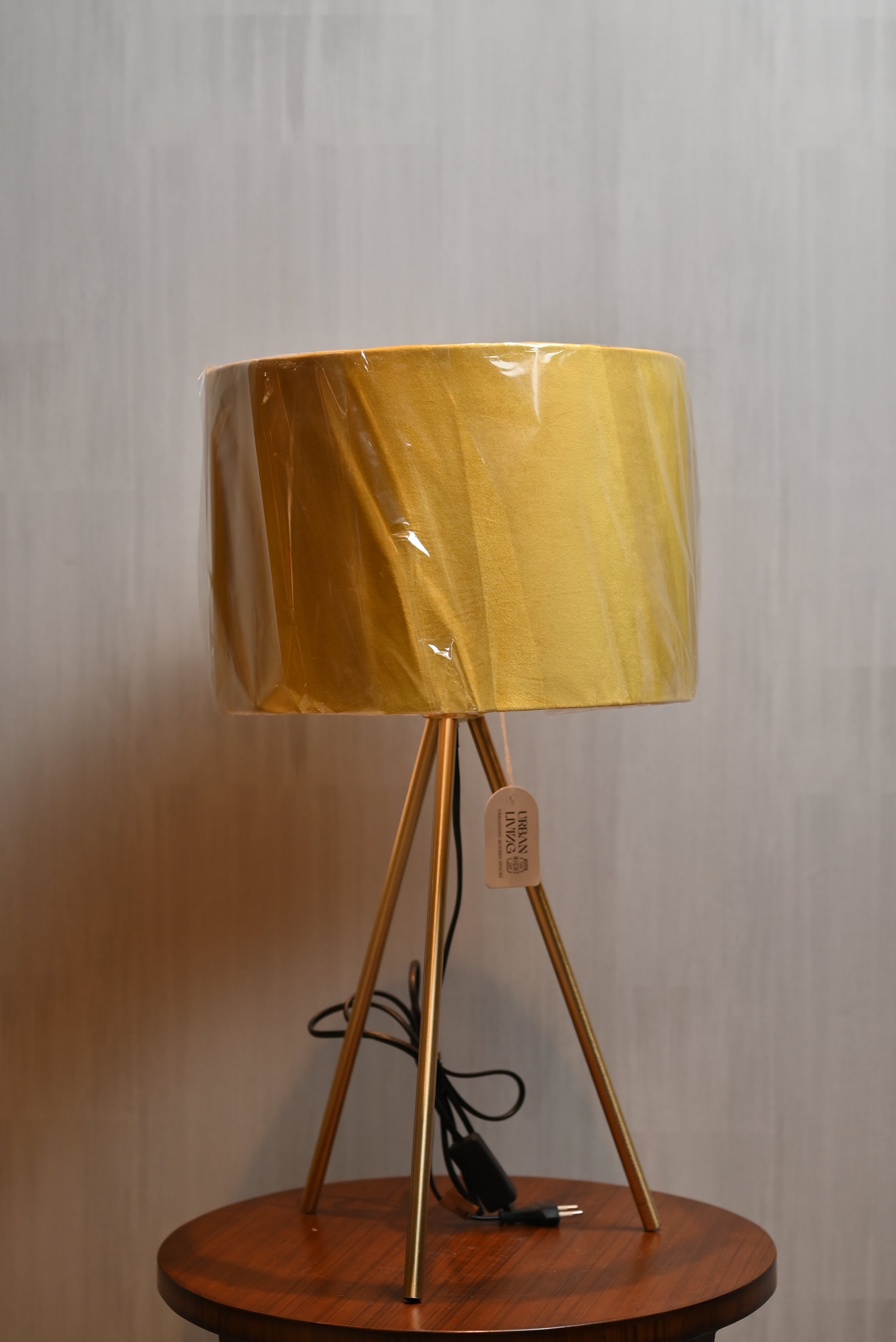 Luxury Yellow Tri-stand Corner Lamp