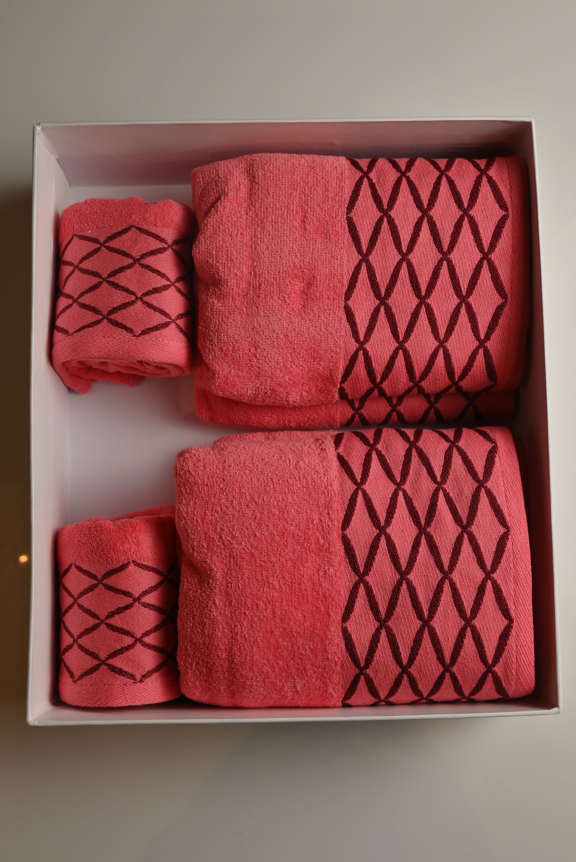 Plushy Red Towel Set of 4 (2 large and 2 small)